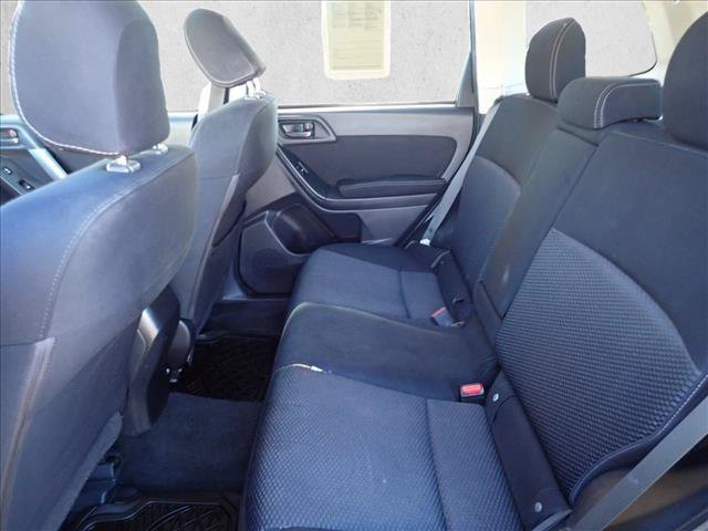 Used 2015 Subaru Forester 2.5i Premium w/ All-Weather Package AWD/4WD image 9