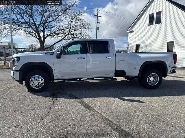 New 2026 GMC Sierra 3500 Denali w/ Denali Reserve Package image 3