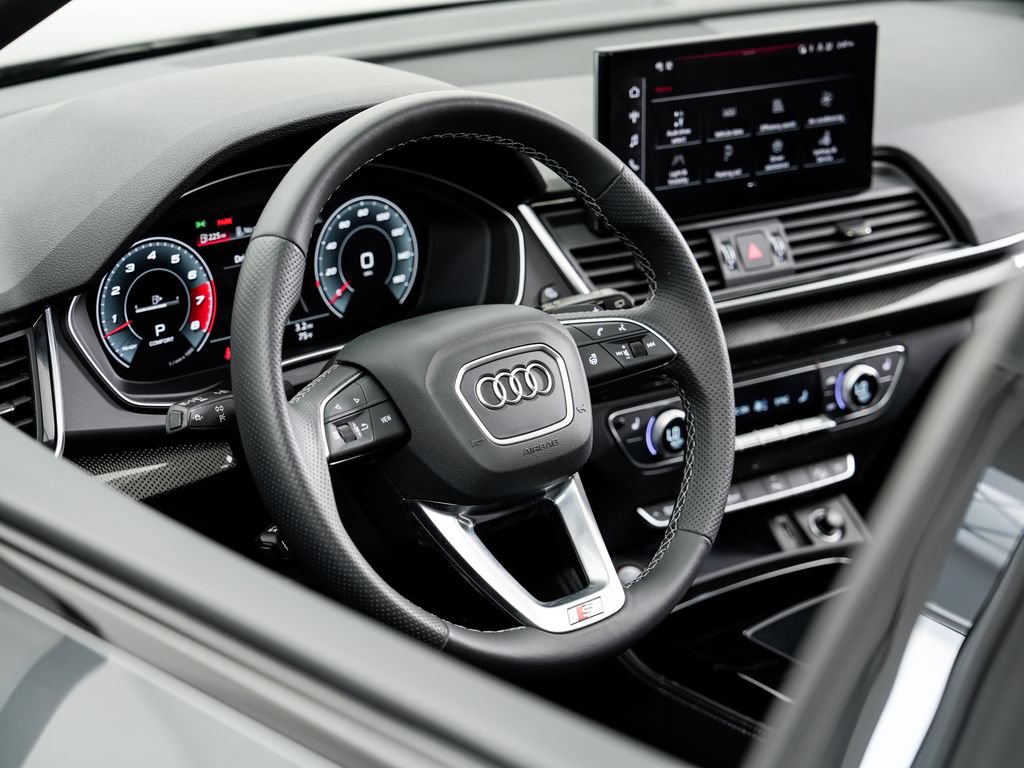 Certified 2023 Audi SQ5 Premium Plus w/ Premium Plus Package AWD/4WD image 9