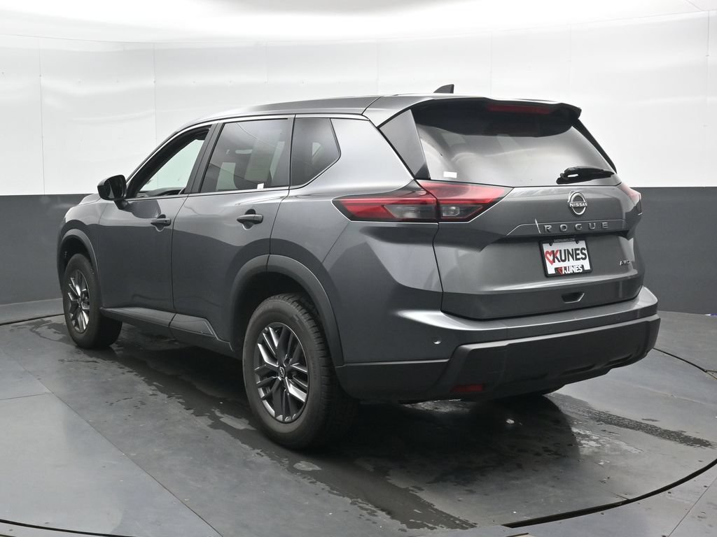 Used 2024 Nissan Rogue S AWD/4WD image 10