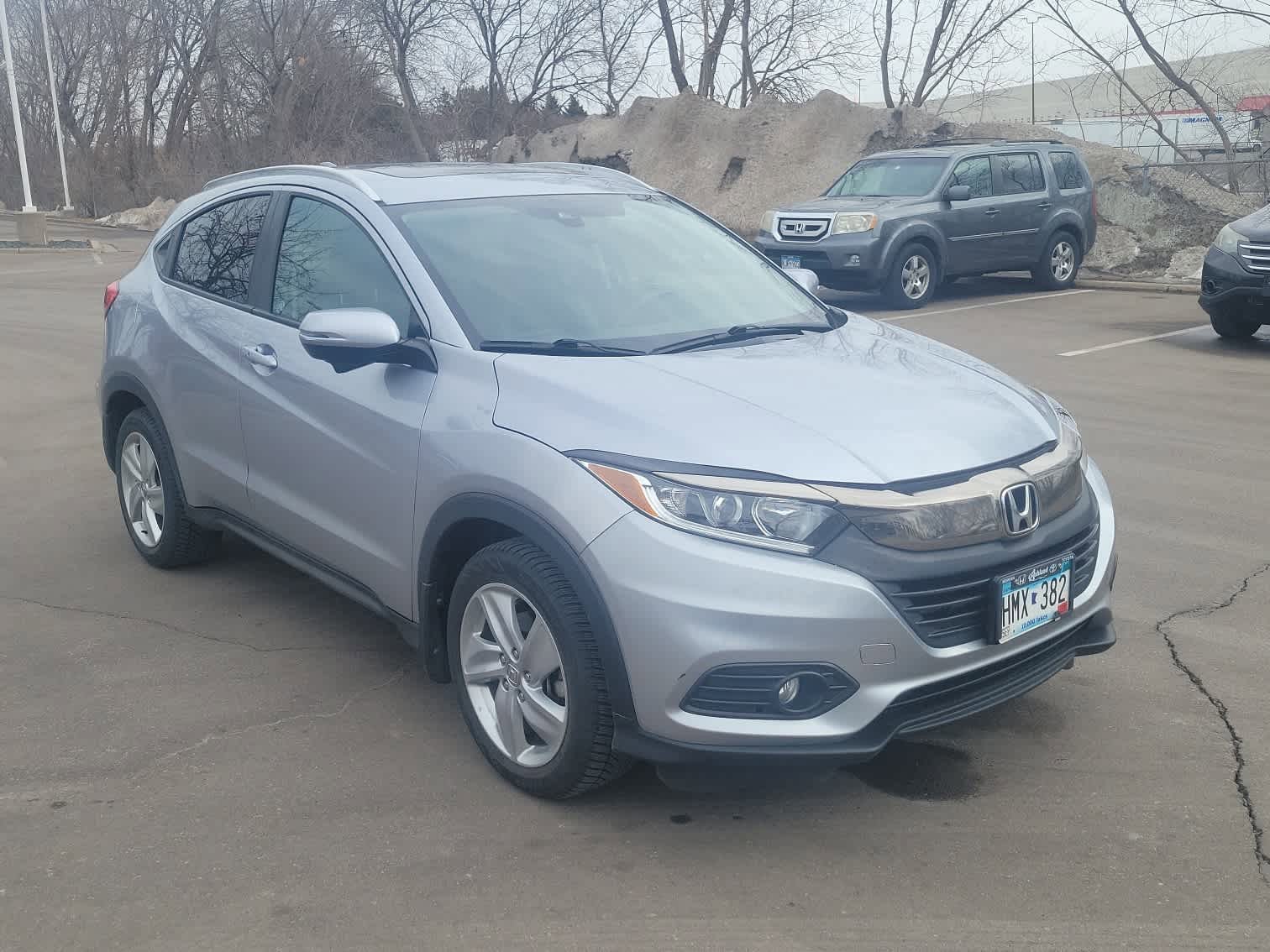 Used 2019 Honda HR-V EX-L image 2