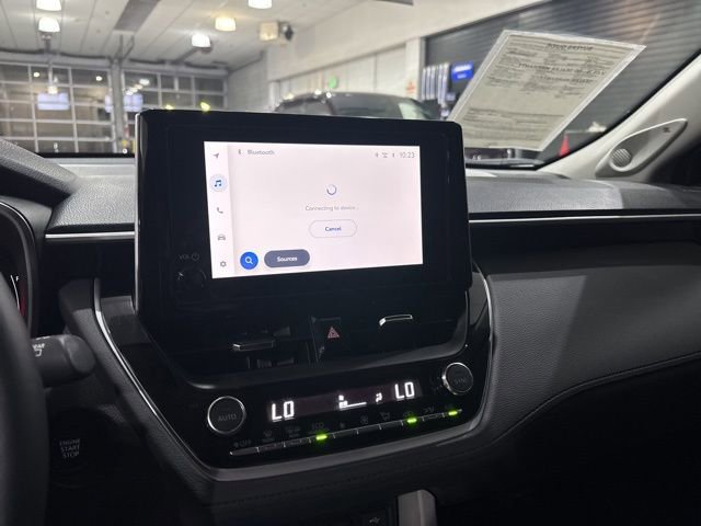 Used 2025 Toyota Corolla Cross XLE w/ Convenience Package AWD/4WD image 24