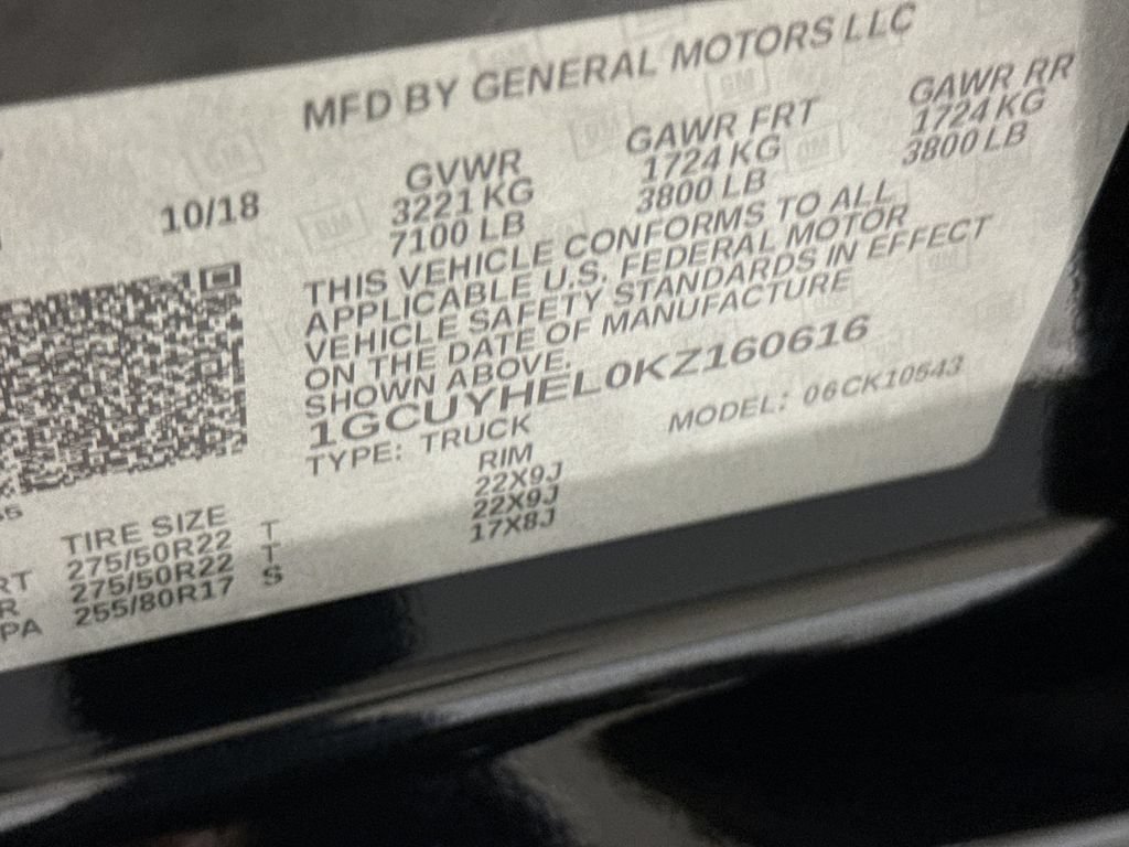 Used 2019 Chevrolet Silverado 1500 High Country w/ Technology Package AWD/4WD image 29