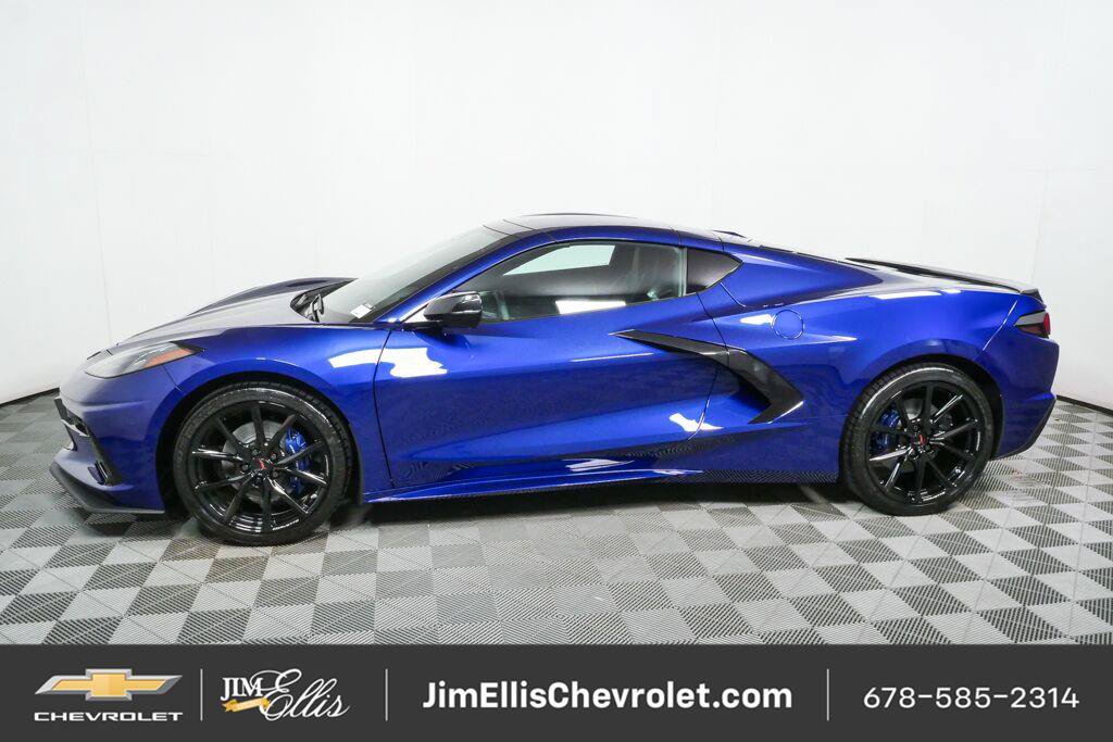 New 2027 Chevrolet Corvette Stingray Coupe w/ 2LT RWD image 32