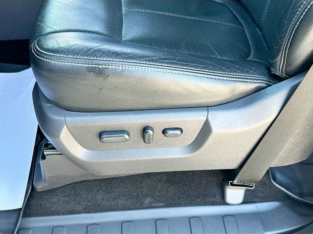 Used 2014 Ford F250 Lariat w/ Lariat Interior Package AWD/4WD image 18