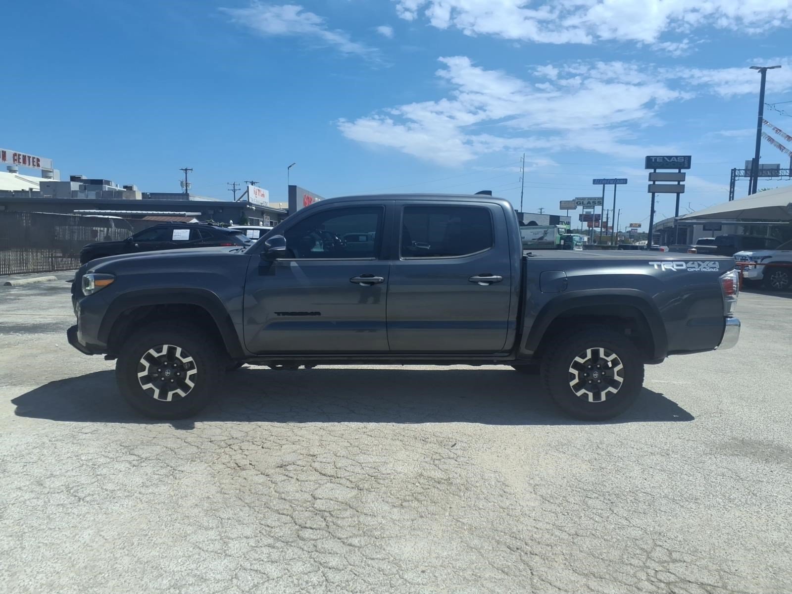 Used 2021 Toyota Tacoma TRD Off-Road AWD/4WD image 2