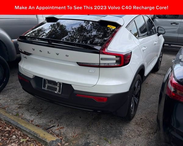 Used 2023 Volvo C40 Recharge Core image 2