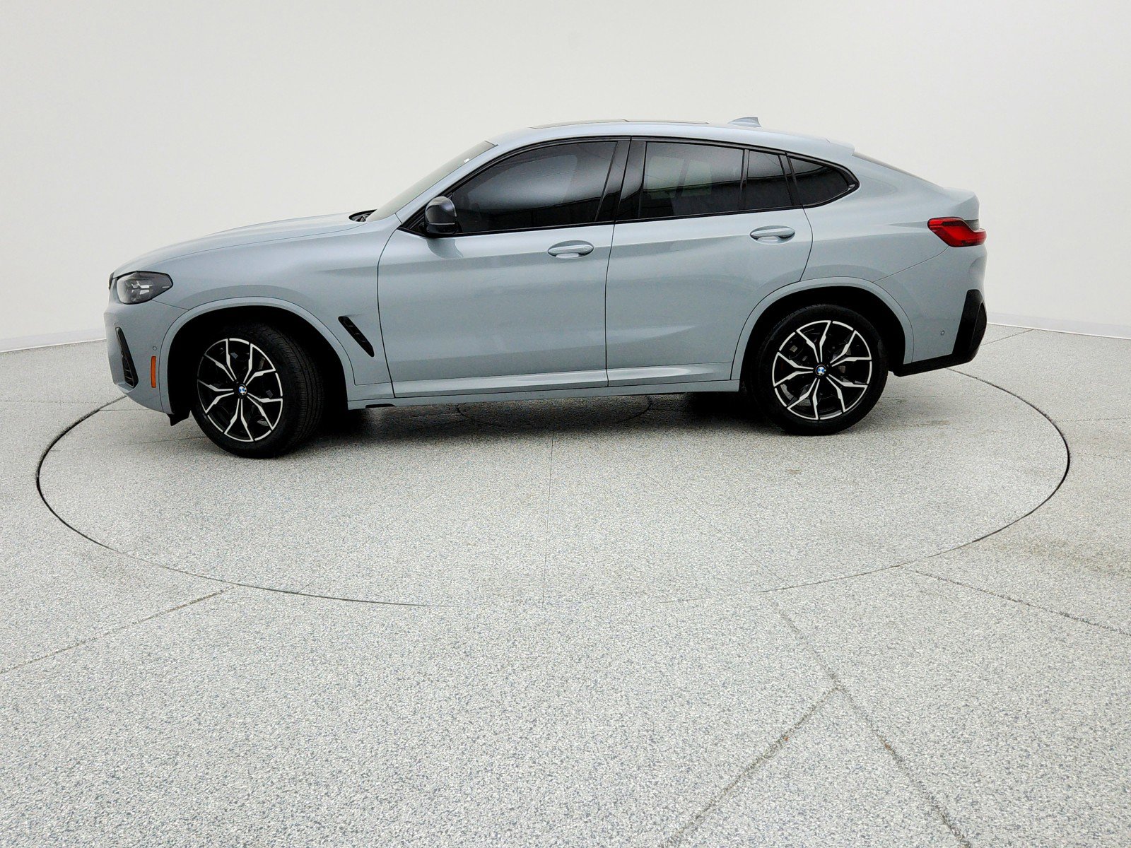 Used 2023 BMW X4 M40i w/ Premium Package AWD/4WD image 8