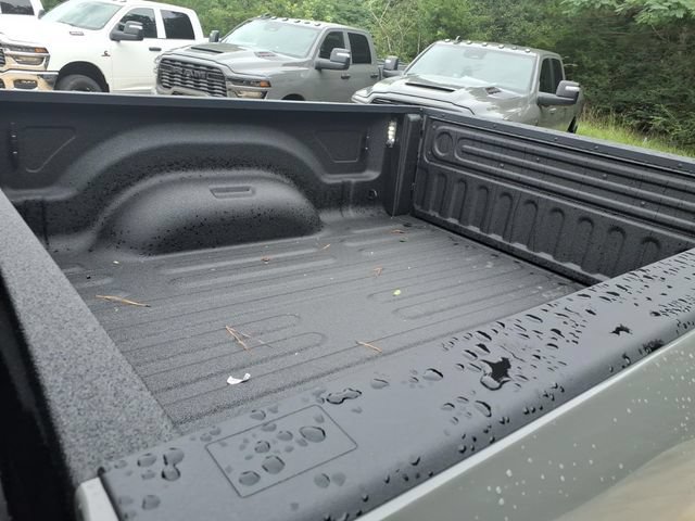New 2026 RAM 2500 Limited AWD/4WD image 17