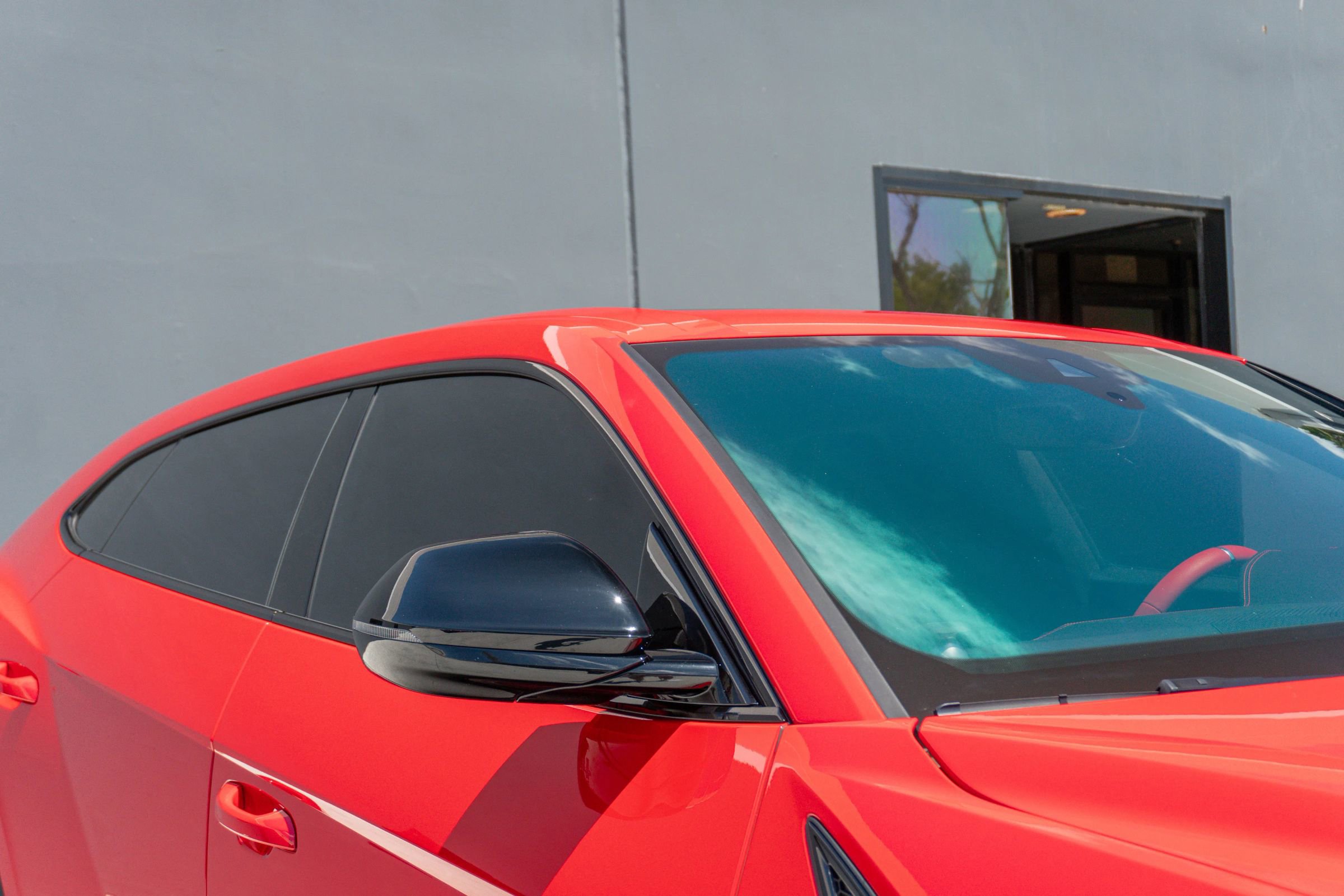 Used 2024 Lamborghini Urus S AWD/4WD image 31
