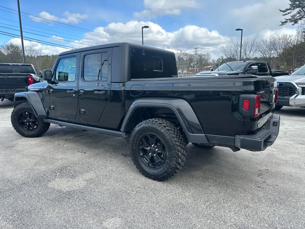 Used 2022 Jeep Gladiator Sport image 3