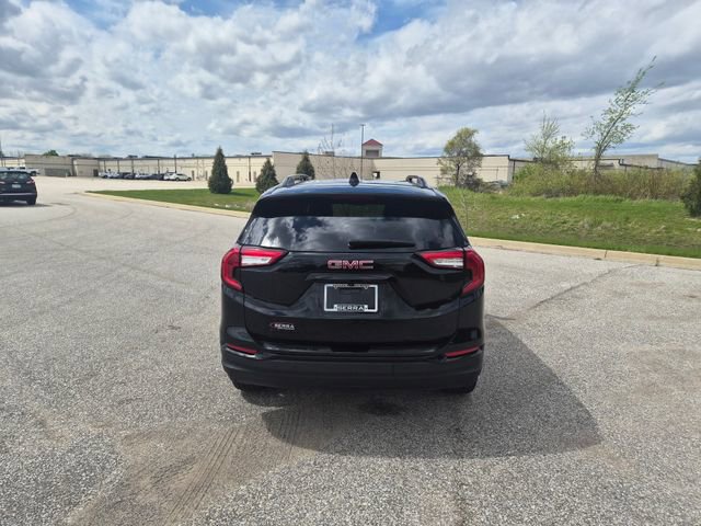 Used 2023 GMC Terrain SLT w/ Infotainment Package II FWD image 6