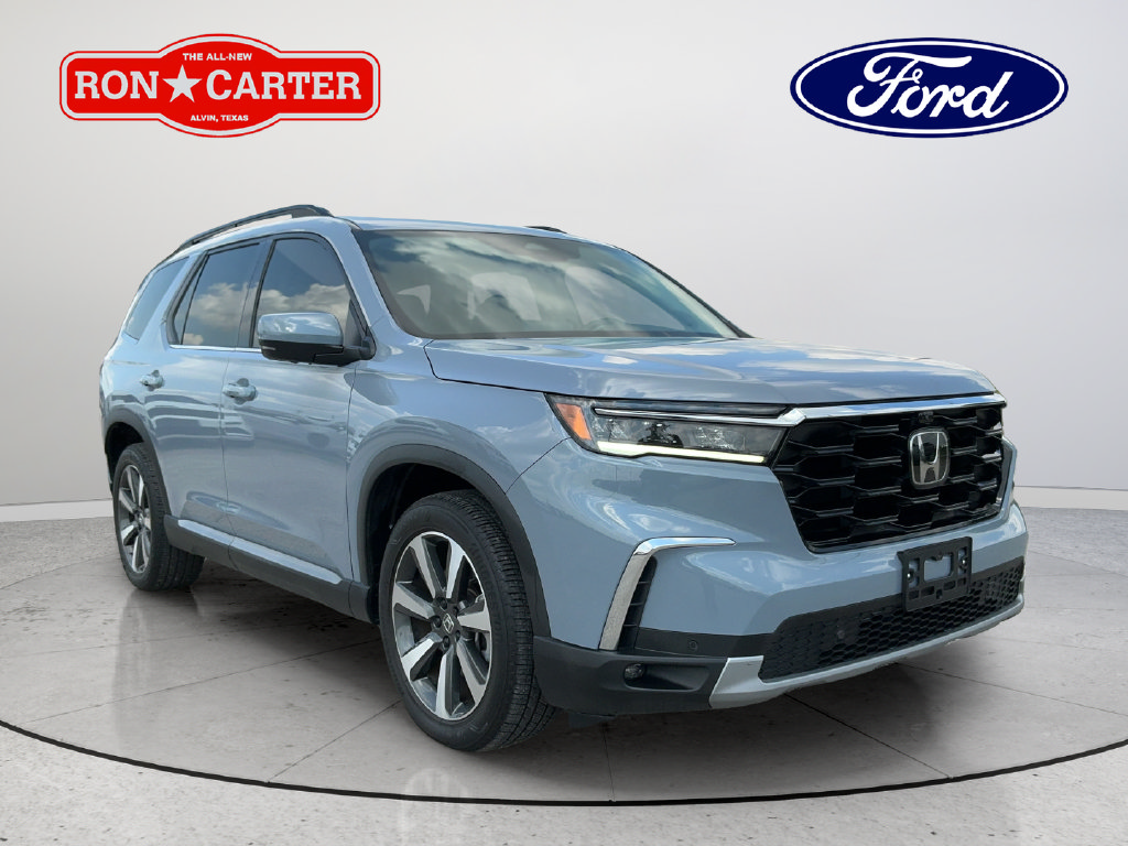 Used 2025 Honda Pilot Elite