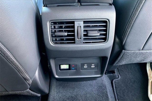 Certified 2025 Nissan Rogue SL w/ SL Premium Package image 31