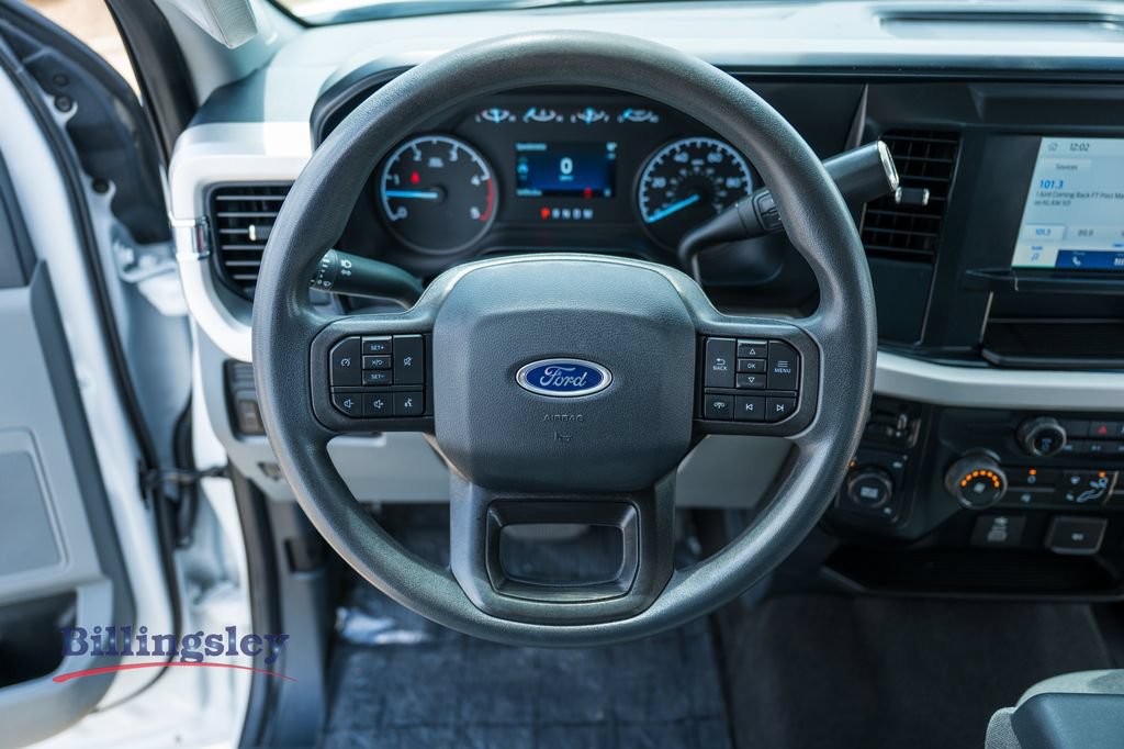 Used 2025 Ford F250 XLT AWD/4WD image 12