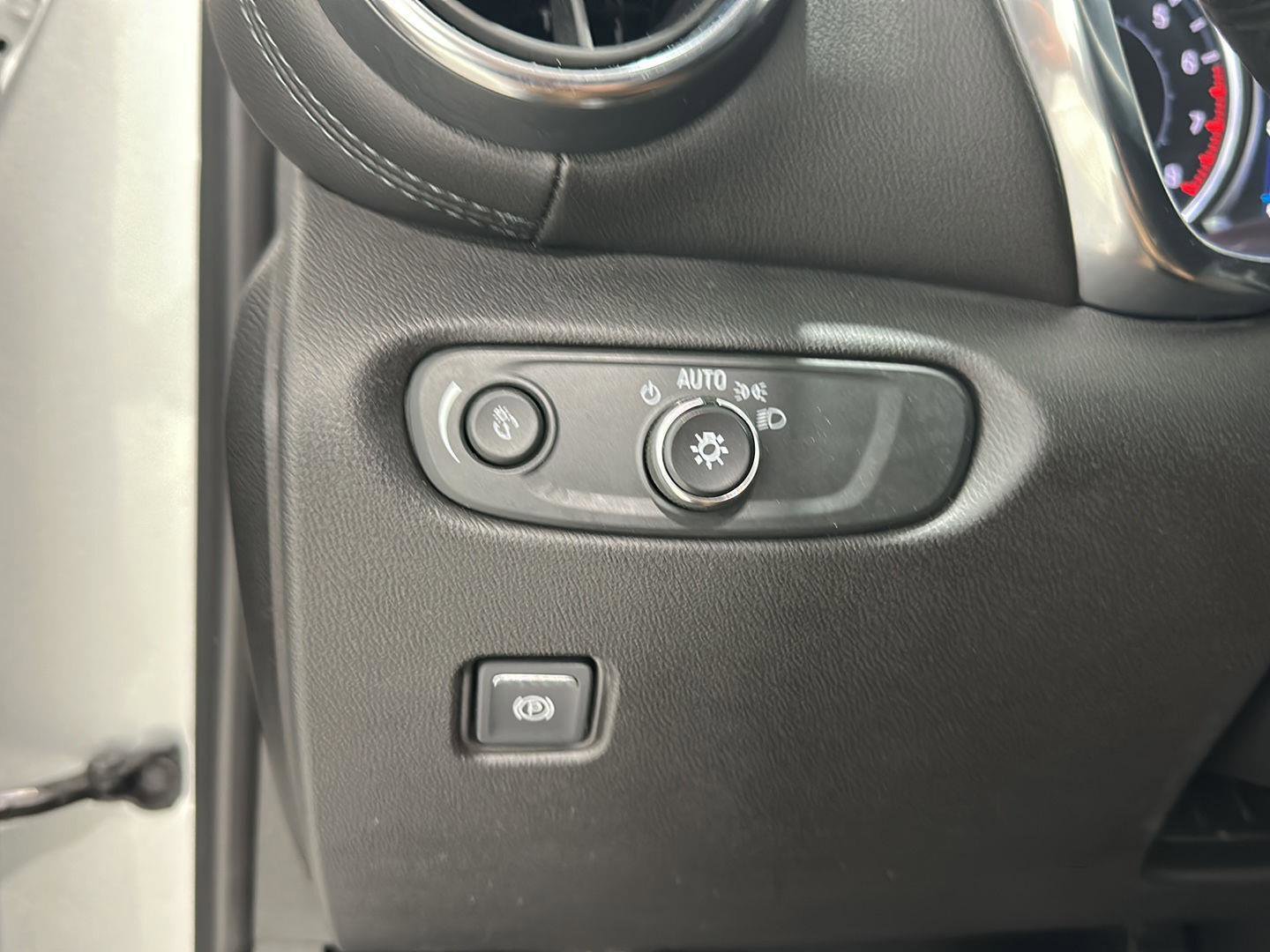 Used 2022 Chevrolet Blazer LT image 16