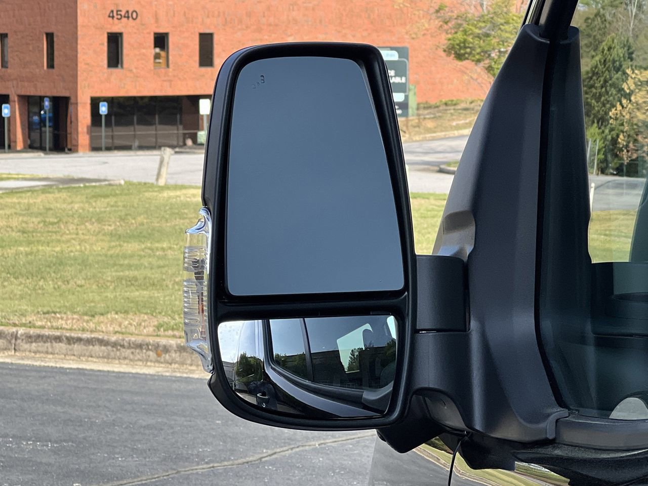 New 2026 Ford Transit 350 148 Medium Roof Wagon RWD image 25