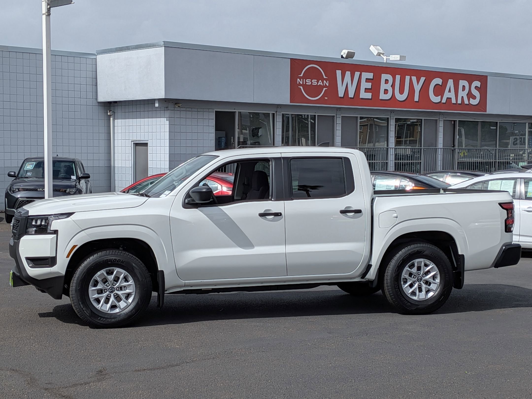 New 2026 Nissan Frontier S image 5