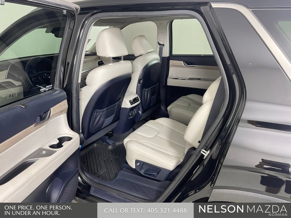 Used 2022 Hyundai Palisade SEL w/ Premium Package FWD image 13