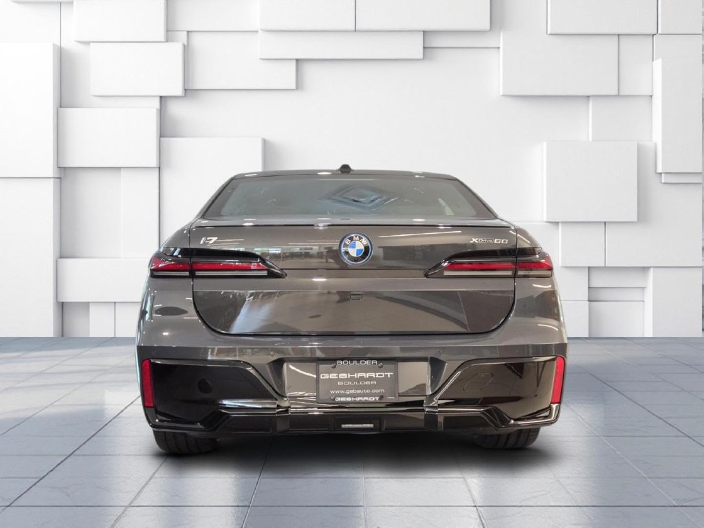 New 2026 BMW i7 xDrive60 w/ Executive Package AWD/4WD image 4
