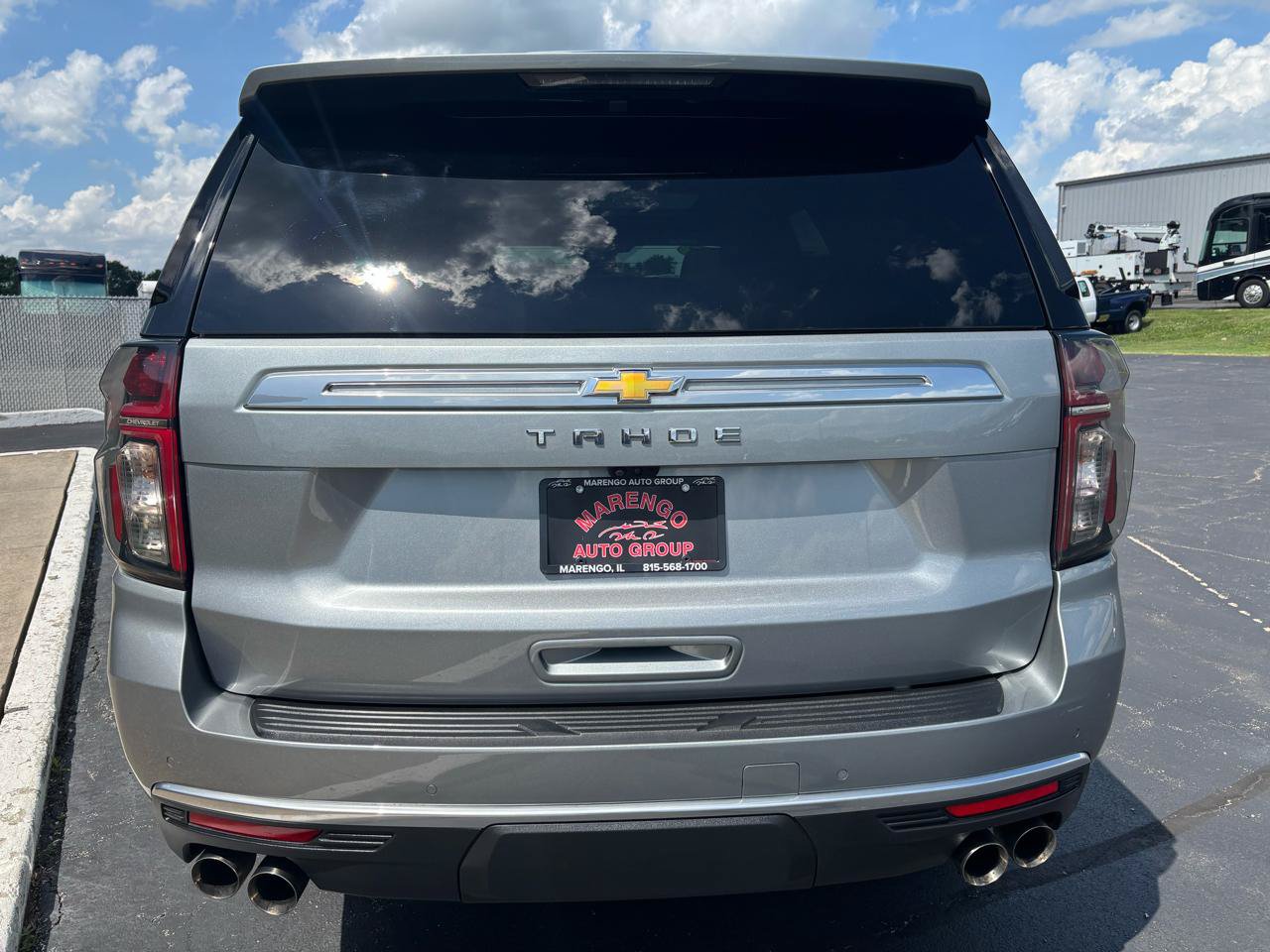 Used 2024 Chevrolet Tahoe High Country w/ Premium Package AWD/4WD image 4