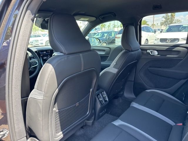 New 2025 Volvo EX40 Core w/ Climate Package image 20