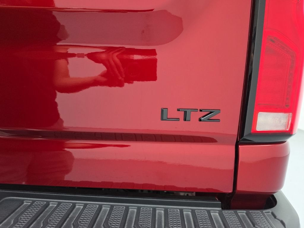 Used 2026 Chevrolet Silverado 2500 LTZ w/ LTZ Plus Package AWD/4WD image 67
