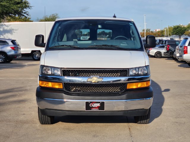 Used 2025 Chevrolet Express 3500 LT w/ LT Preferred Equipment Group RWD image 10