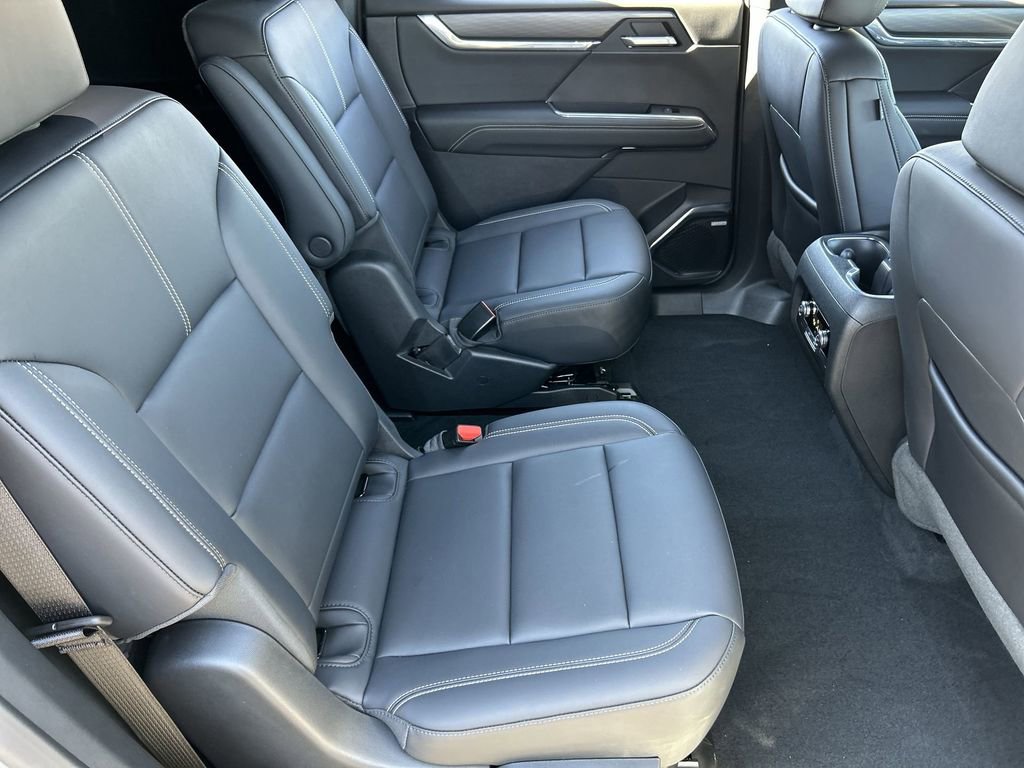 Used 2024 GMC Acadia Elevation FWD image 27