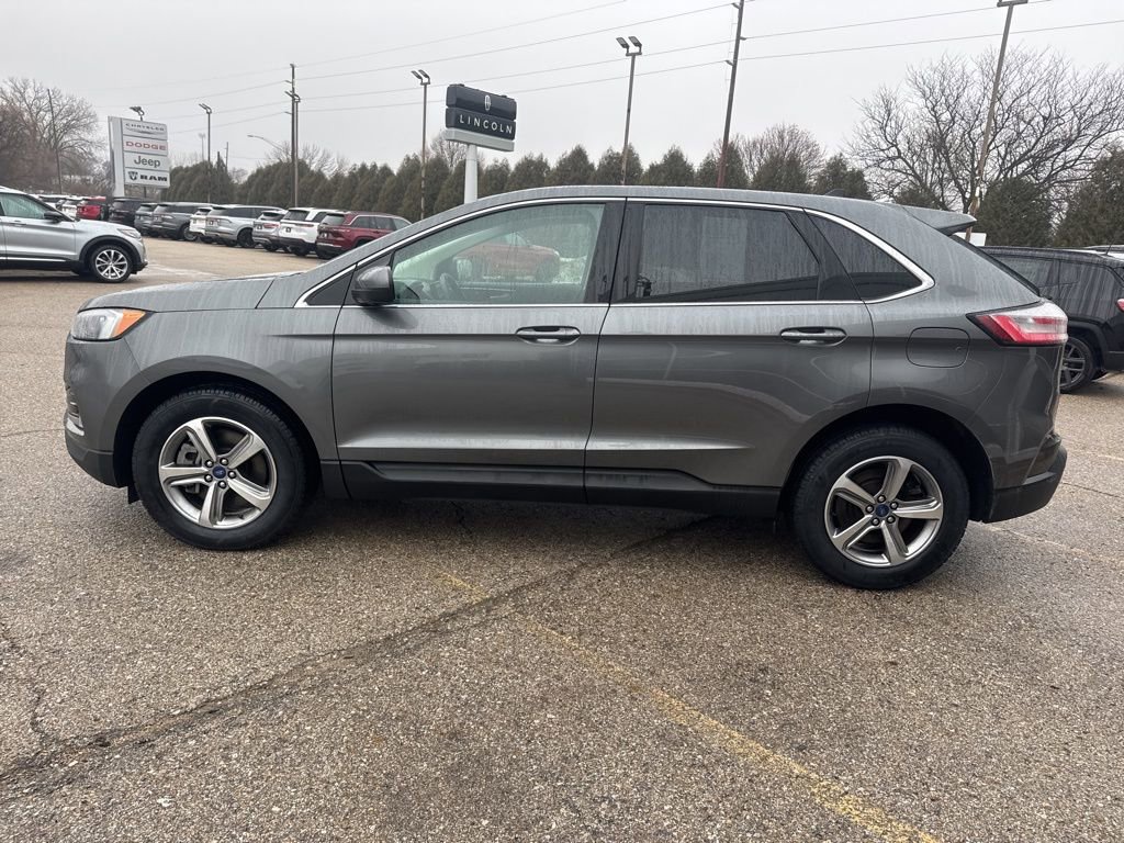 Used 2022 Ford Edge SEL w/ Convenience Package image 4