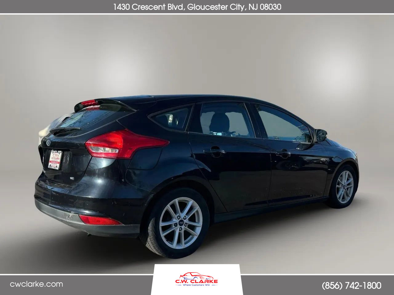 Used 2017 Ford Focus SE image 5