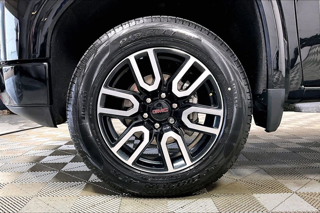 Used 2022 GMC Sierra 1500 AT4 w/ AT4 Preferred Package image 8