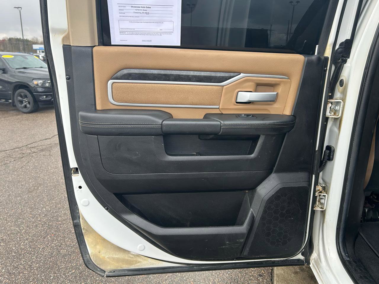 Used 2019 RAM 3500 Big Horn image 16