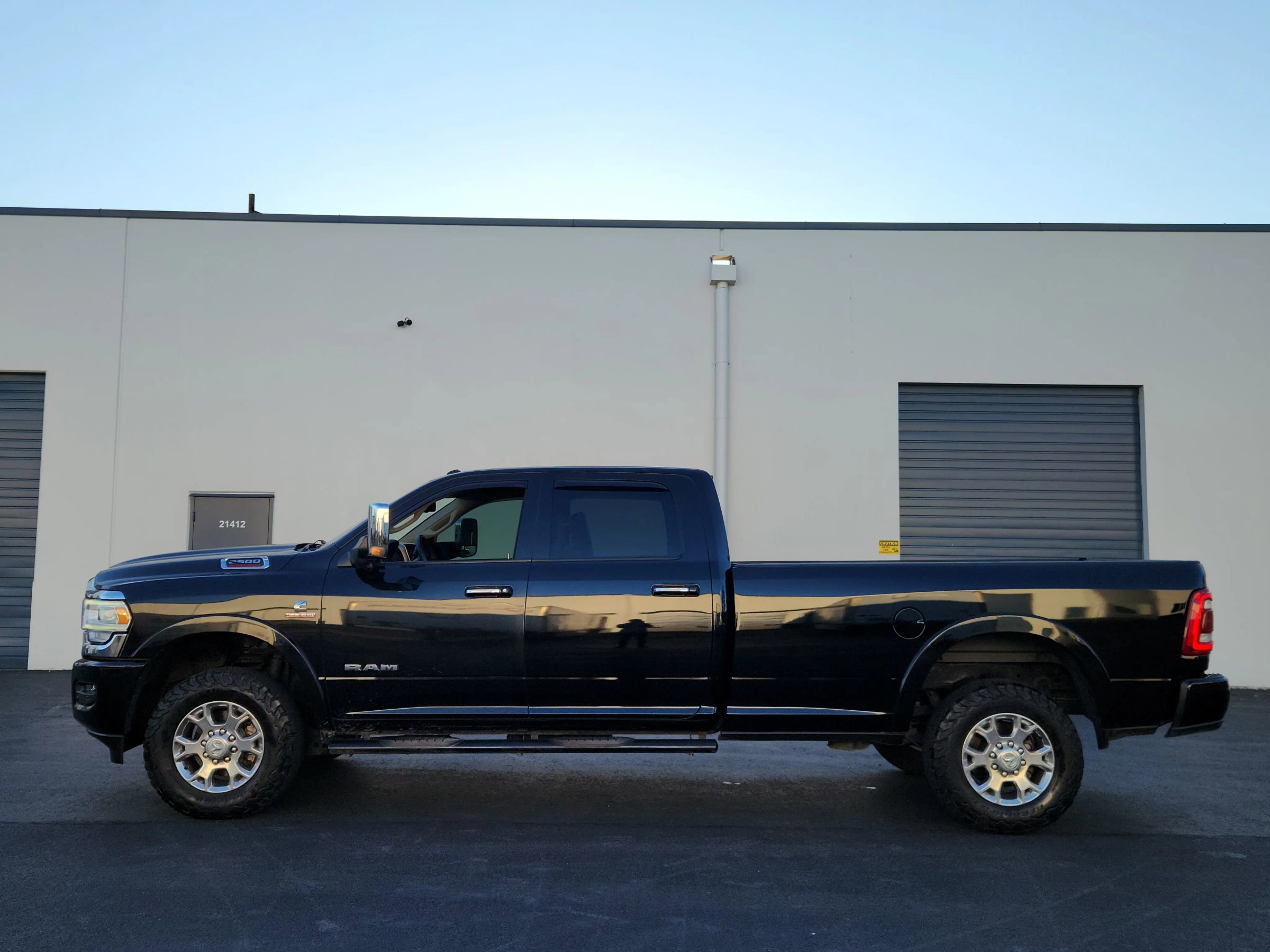 Used 2020 RAM 2500 Laramie AWD/4WD image 2