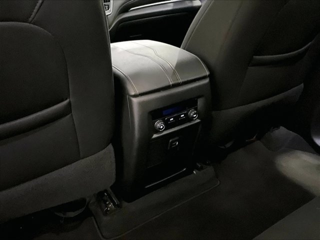 Used 2021 Chevrolet Traverse LS FWD image 25