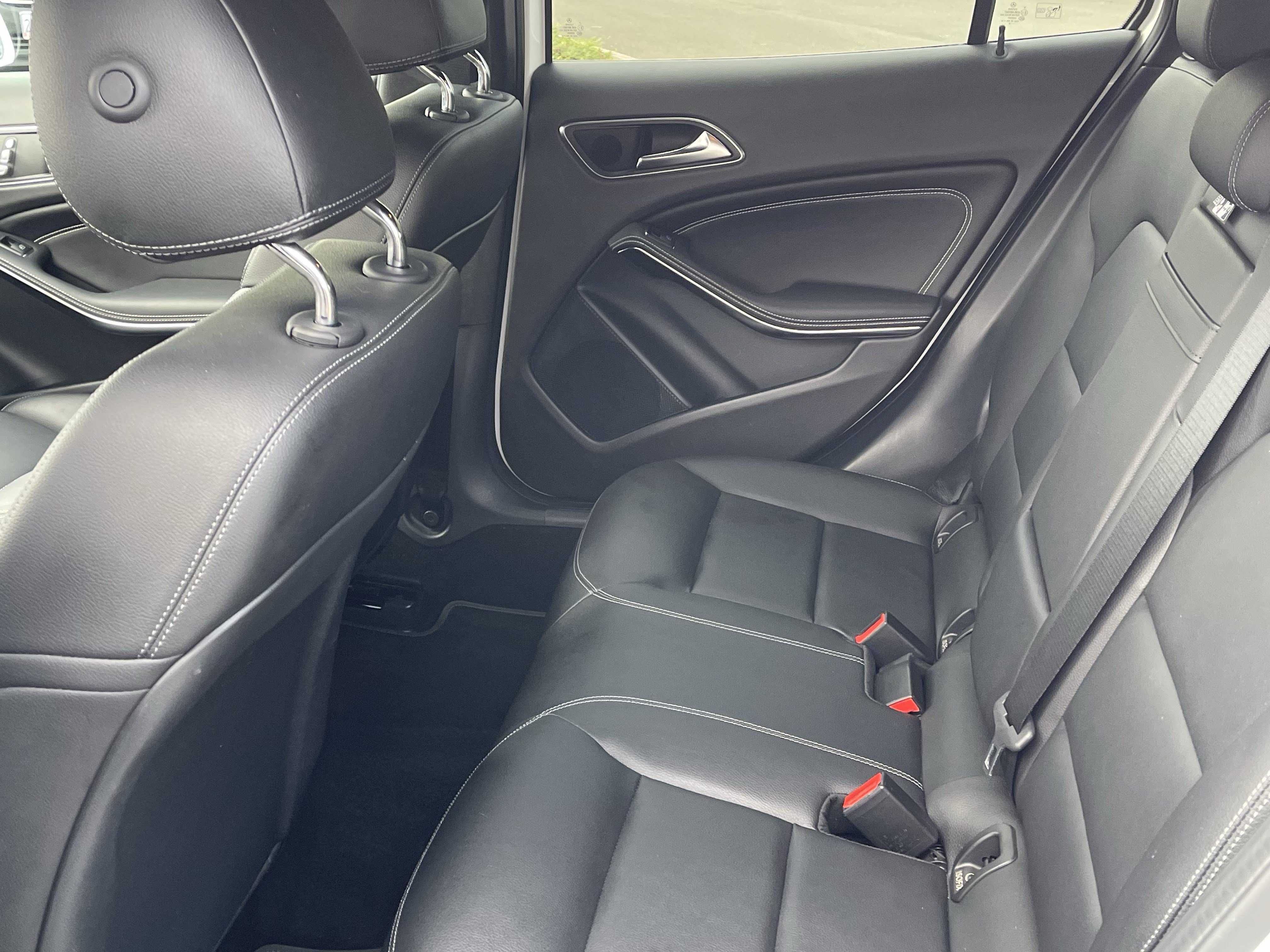 Used 2020 Mercedes-Benz GLA 250 image 14
