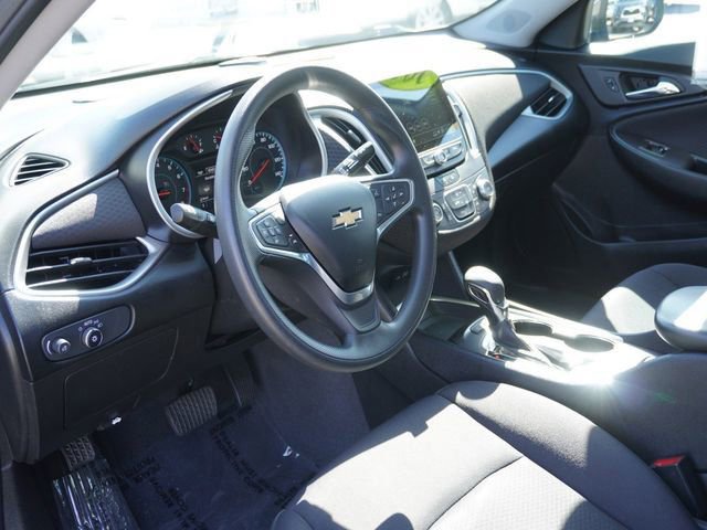 Used 2022 Chevrolet Malibu LS w/ Driver Confidence Package II image 17