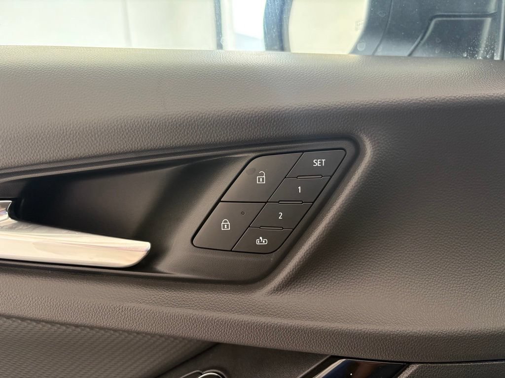New 2027 Chevrolet Equinox RS w/ Safety and Technology Package FWD image 30