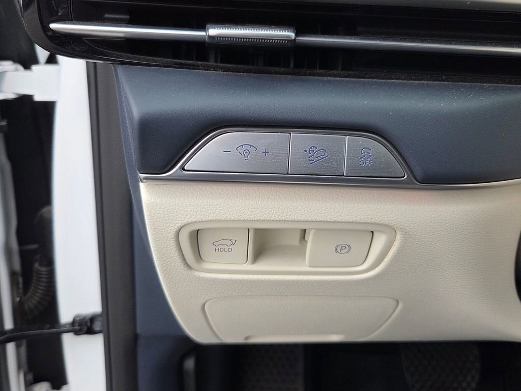 Used 2025 Genesis GV80 3.5T Prestige image 25