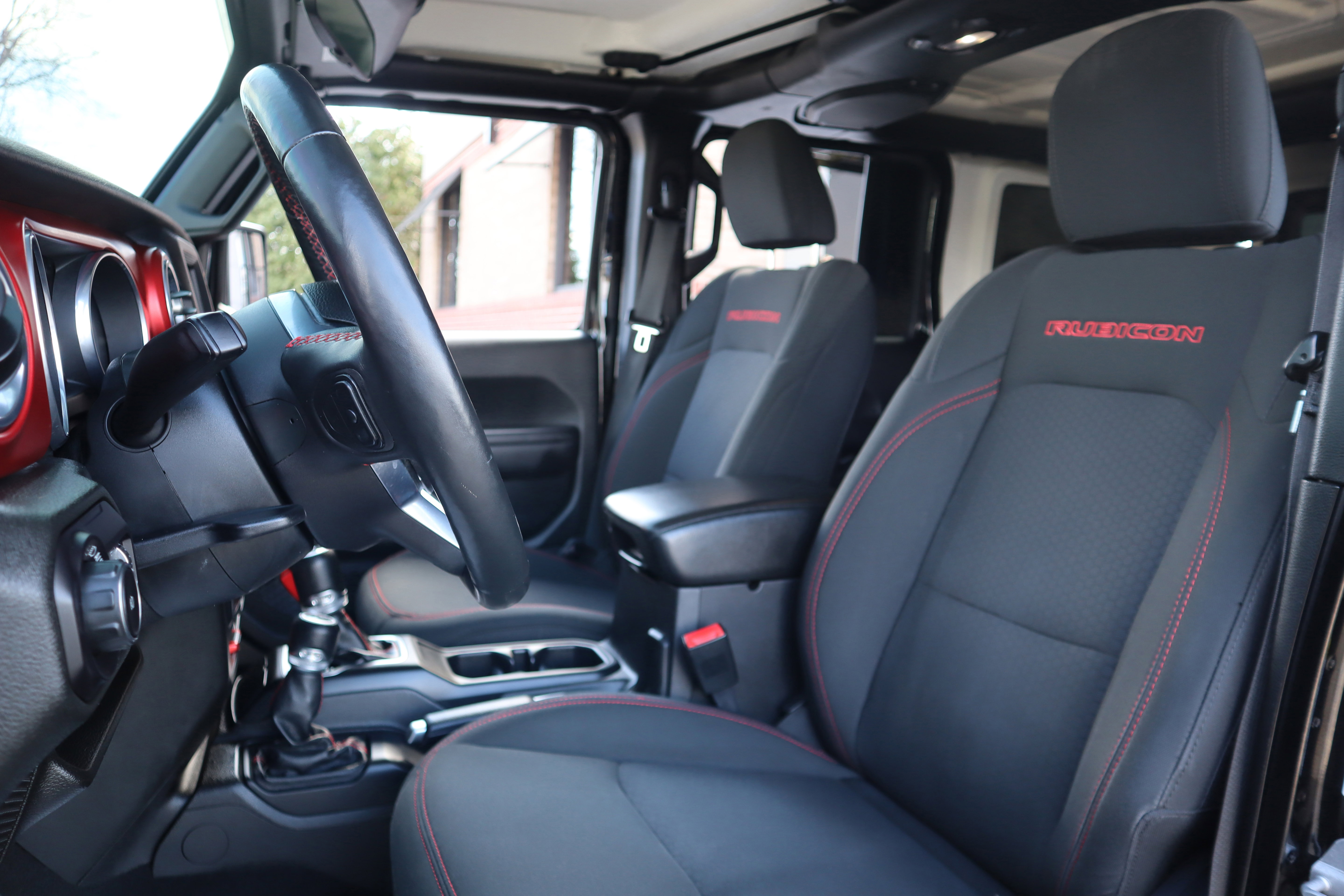 Used 2018 Jeep Wrangler Unlimited Rubicon image 25