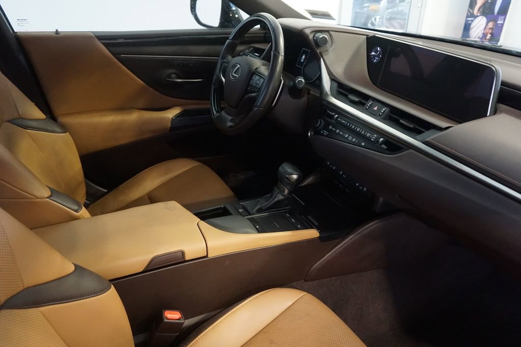 Used 2019 Lexus ES 350 image 24