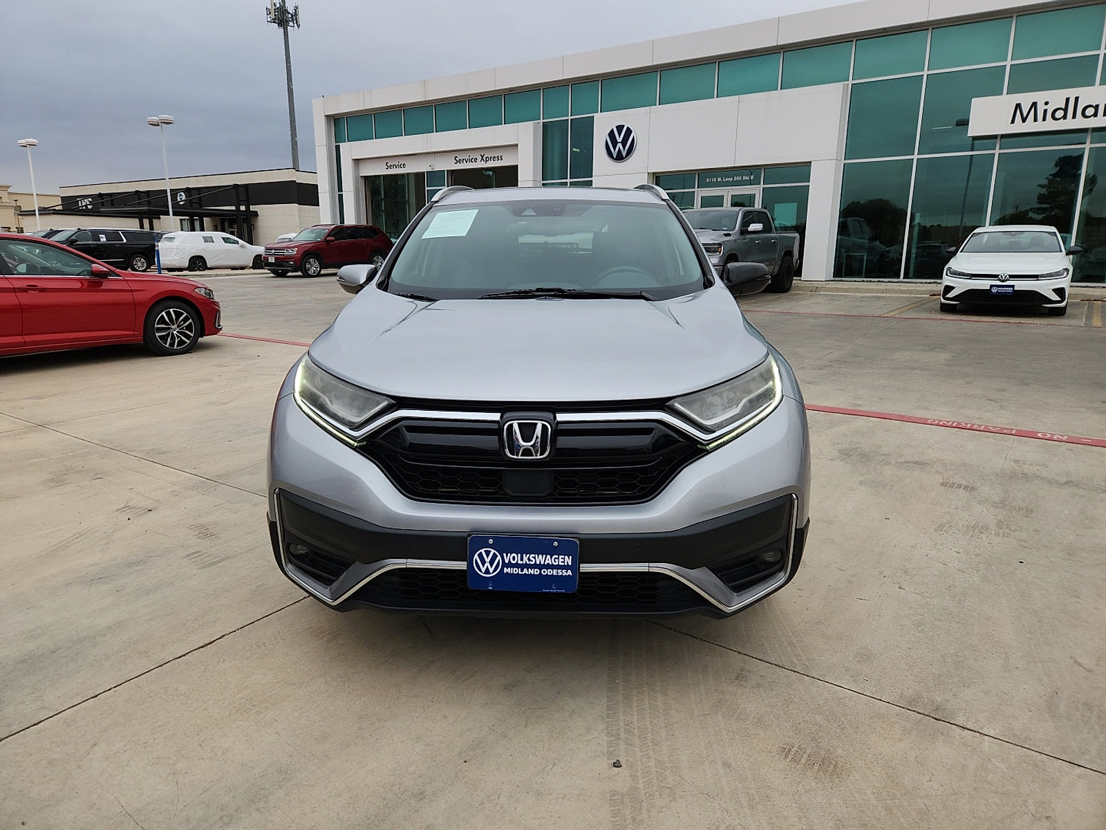 Used 2020 Honda CR-V Touring image 2