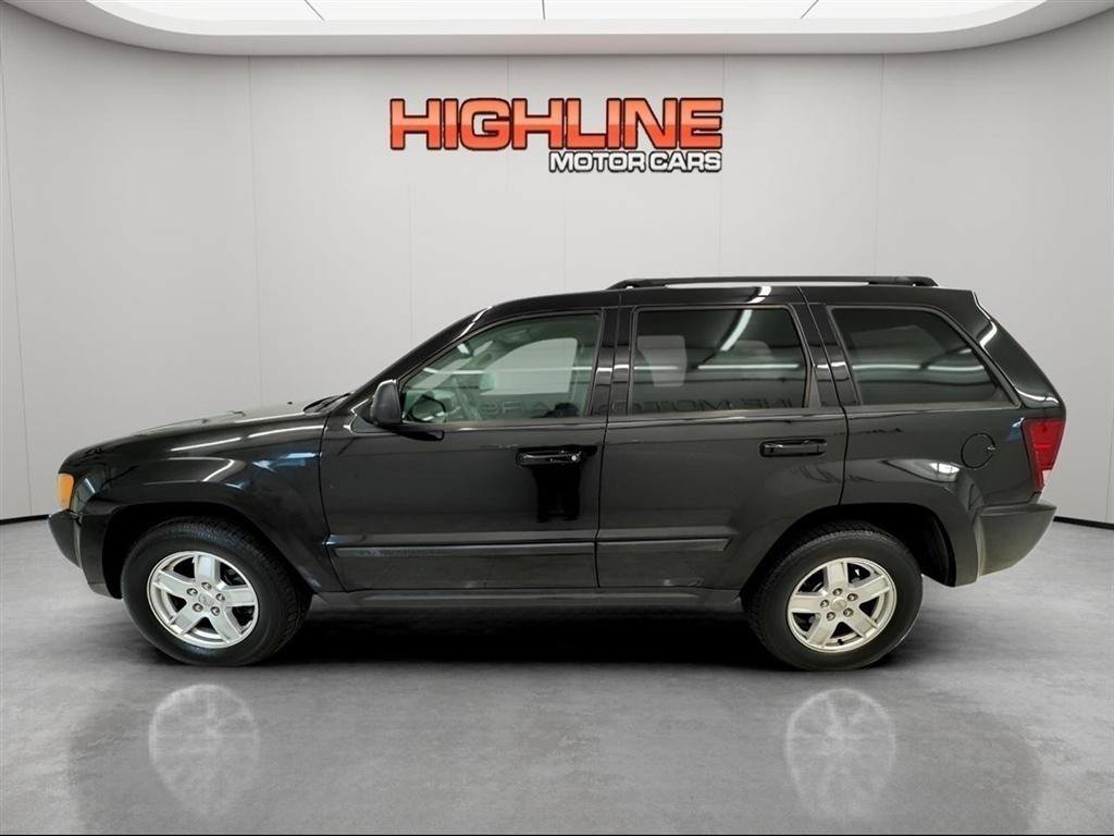 Used 2007 Jeep Grand Cherokee Laredo RWD image 9