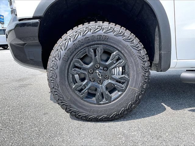 New 2026 Chevrolet Silverado 1500 ZR2 w/ LPO, Dark Essentials Package AWD/4WD image 7