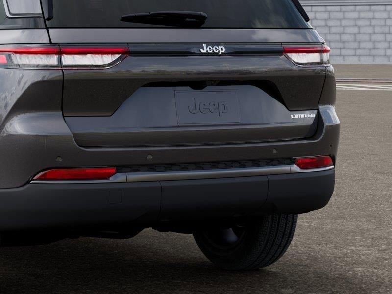 New 2026 Jeep Grand Cherokee Limited RWD image 13