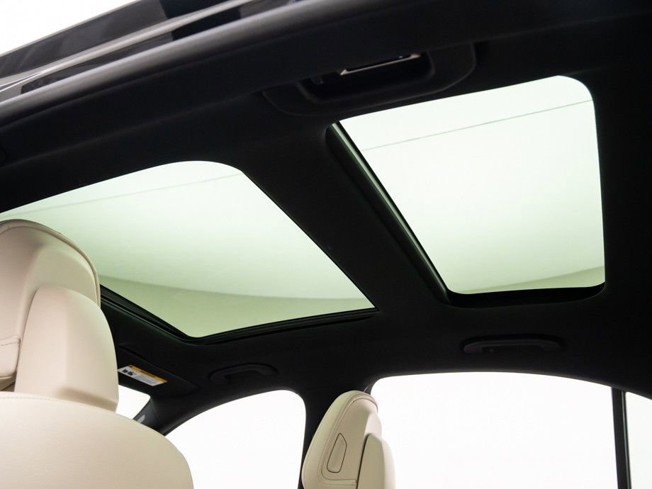 Used 2023 Mercedes-Benz C 300 4MATIC Sedan image 18