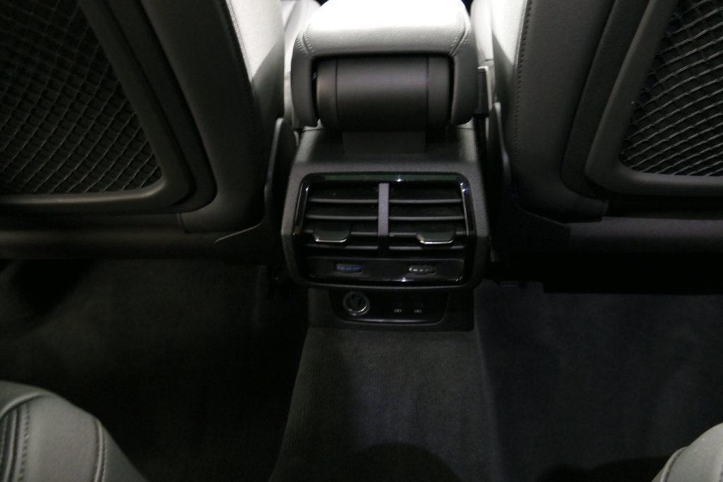 Used 2022 Audi Q3 2.0T Premium AWD/4WD image 24