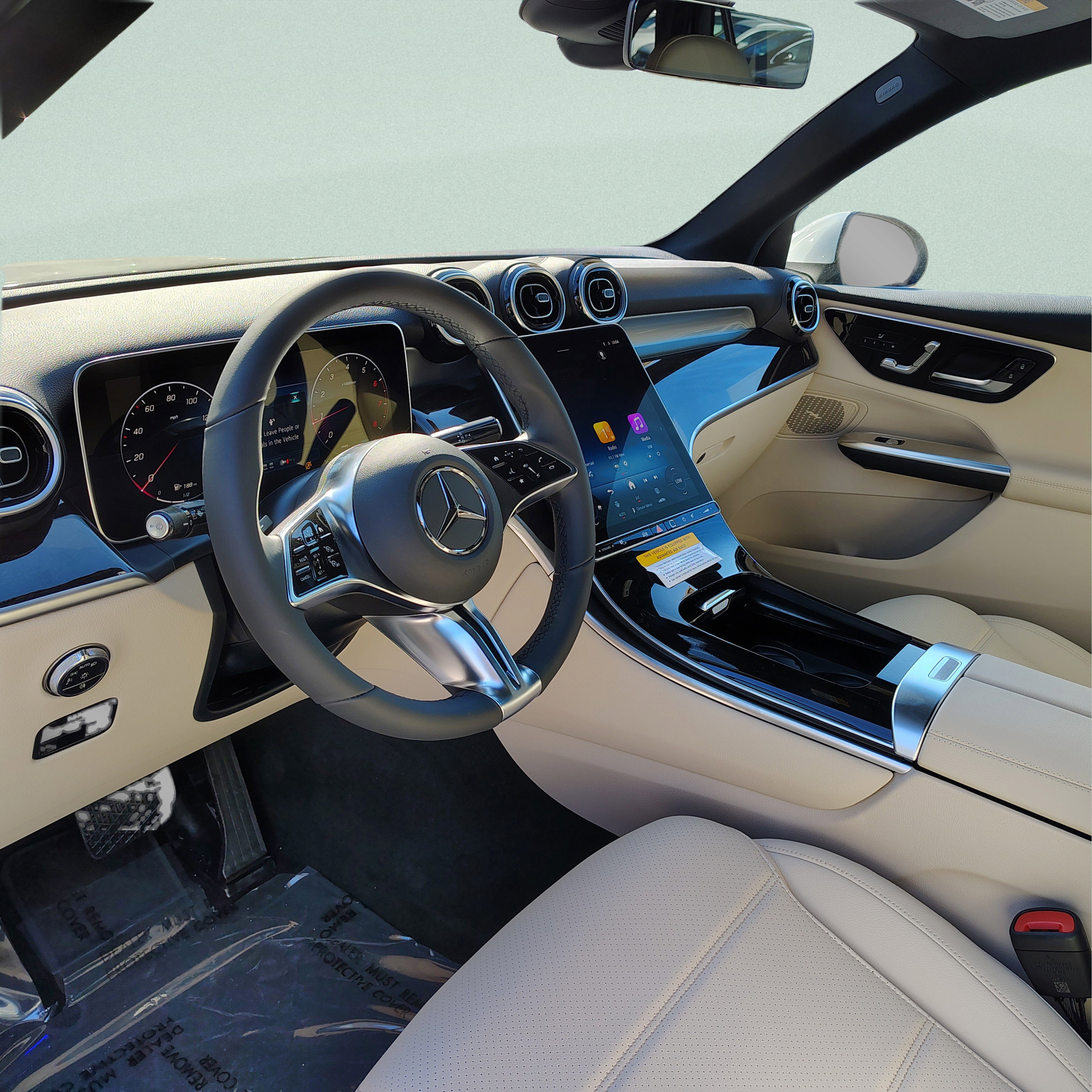 Certified 2026 Mercedes-Benz GLC 300 image 12
