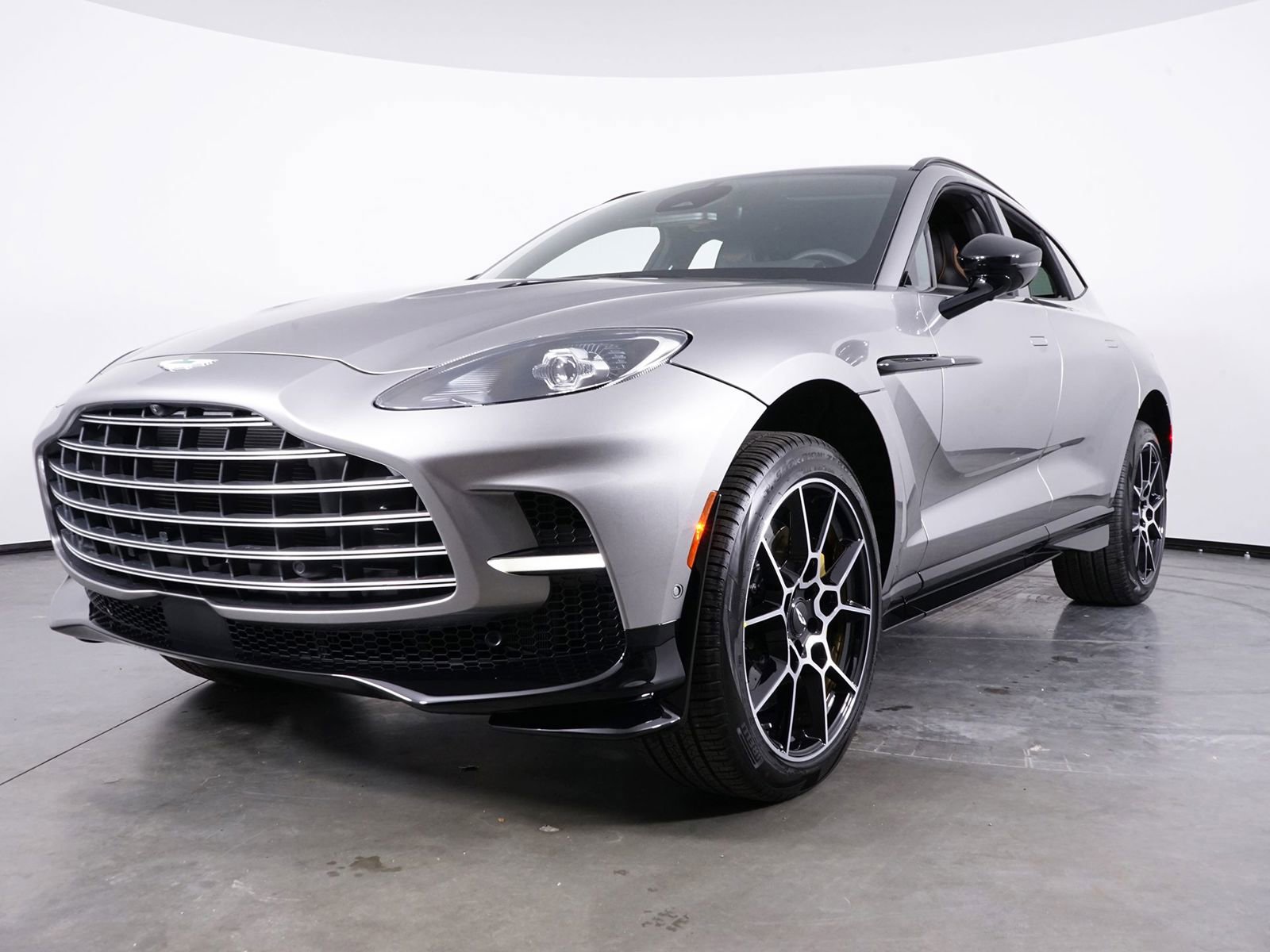 New 2026 Aston Martin DBX 707 AWD/4WD image 11