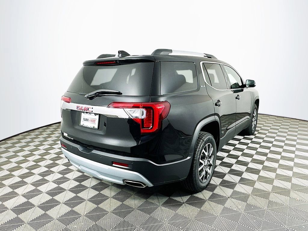 Used 2023 GMC Acadia SLE w/ Driver Convenience Package FWD image 9